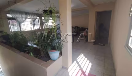 Sobrado à venda com 260m²,  4 dormitórios, sala e 2 vagas, na Vila Medeiros.