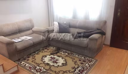 Sobrado à venda na Vila Paulicéia. De 75m². Com 2 dormitórios e vaga de garagem.