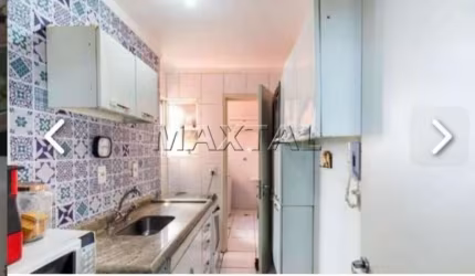 Apartamento de 53m²,  com 2 dormitórios, 1 banheiro, área de serviço com lavanderia e 1 vaga.