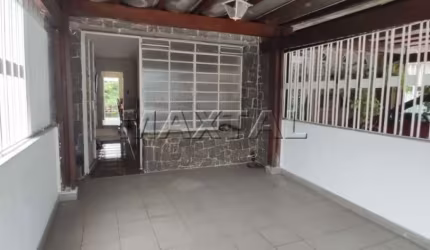 Sobrado na Vila Guilherme de 100m², com 2 dormitórios, 2 banheiros, 1 vaga de garagem.
