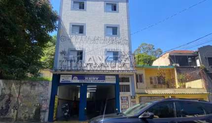 Apartamento de 02 dormitórios,1 banheiro,1 sala.1 cozinha, 100 metros ,sem vaga