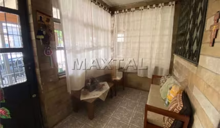 Sobrado à venda em Santana de 160m². Com 4 dormitórios, 3 banheiros, 2 salas e 2 vagas.