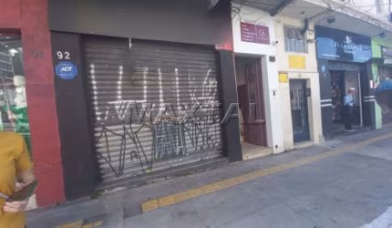 Loja de rua na Alfredo Pujol, Santana. Livre aproximadamente 80m², Com 3 salas e 3 banheiros.