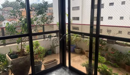 Apartamento de 3 Quartos e 1 Suíte, 2 vagas de garagem e 161 m²  na Água Fria.