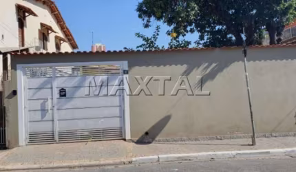 Casa à venda na Água Fria com 80m². Com 2 quartos e 1 suíte, em terreno de 300m².