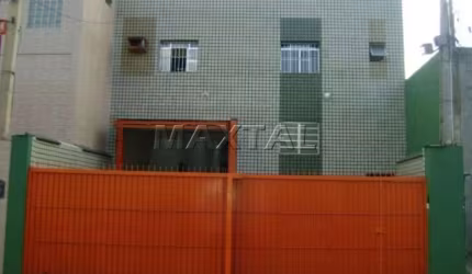 Galpão à venda na Casa Verde Alta, com 800m², 2 banheiros, 5 salas e estacionamento.