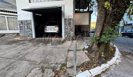 Galpão de esquina para locação na Água Fria na Rua Florinéia com 150m², mezanino e 1 banheiro.