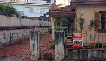 Casa espaçosa com 2 dormitórios, à venda no Bairro Santa Terezinha, com 267m².