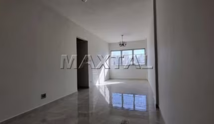 Apartamento à venda em Santana, com 75 m²! 2 dormitórios, 1 sala e 2 banheiros, sem vaga.