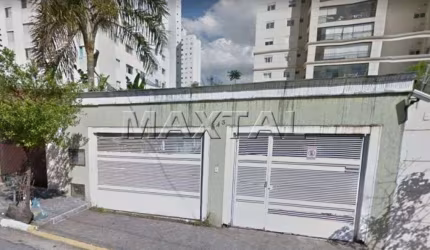 Casa à venda com 253m² com 3 dormitórios, 1 suíte, 1 lavabo e 4 vagas de garagem!