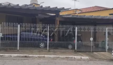 Casa térrea com 280m², com 4 quartos, 2 banheiros, 2 vagas, bairro da Vila Nova Cachoeirinha.