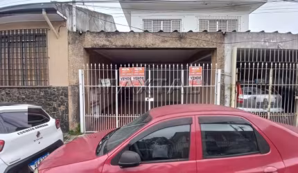 Sobrado à venda em Rua Fechada, com  2 quartos, 2  banheiros e 2 vagas cobertas. c/ 120m² Santana.