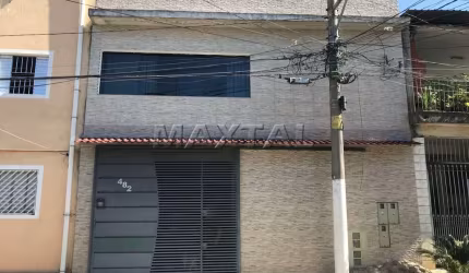 Sobrado 160m²,3 Dormitórios,2 Banheiros, Quintal com Lavanderia Grande e 2 Vagas de Garagem