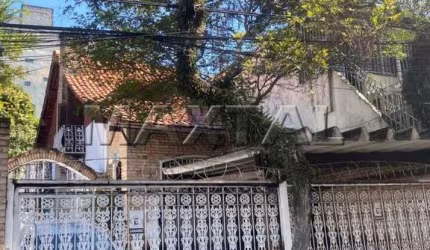Casa térrea à venda na Vila Celeste na Avenida Lasar Segall,  terreno com 350m² , 04 vagas e quintal