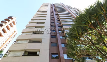 Apartamento à venda no Morumbi, com 4 dormitórios, todos suítes e 4 vagas de garagem, de 226m².