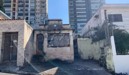Terreno à venda em Santana, 145m² de terreno, 127m² área construída, ótima localização.