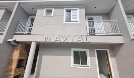 Sobrado Novo com 3 dormitórios sendo 1 suíte, sala, cozinha banheiro lavabo 2 vagas e churrasqueira.