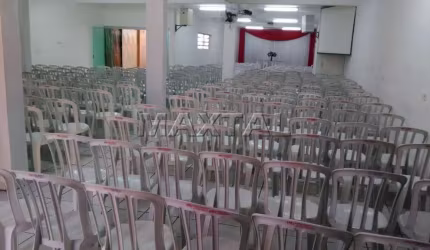 Salão Comercial, 3 vagas, 6 banheiros, na Vila Santana - Totalmente reformado, 300m².