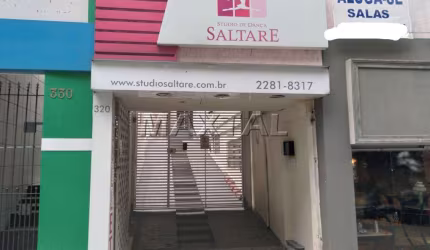 Prédio comercial à venda 400m², com Renda 8 apartamentos e salão comercial, em Santa  Teresinha.