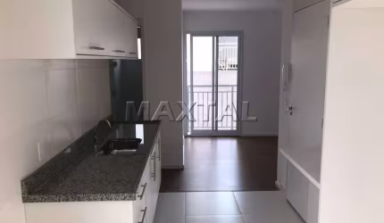 Apartamento de condomínio mobiliado, 47m², 2 dormitórios, 1 sala, 1 banheiro, área de serviço.