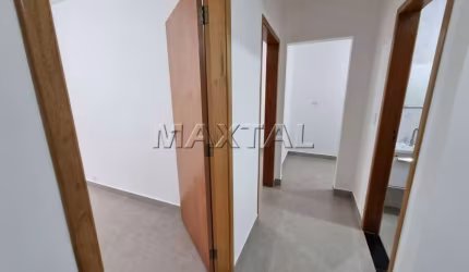 Apartamento todo reformado para locação na Luz, com 2 Quartos, sala cozinha banheiro e lavanderia.