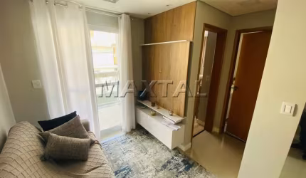 Apartamento à venda com 84m² no Tucuruvi, com 2 dormitórios, sala, cozinha, varanda e 1 vaga.