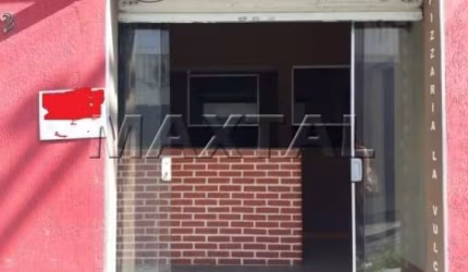 Salão pra alugar de 45m² no Santa Terezinha, Pizzaria já com forno, preparado para funcionamento.