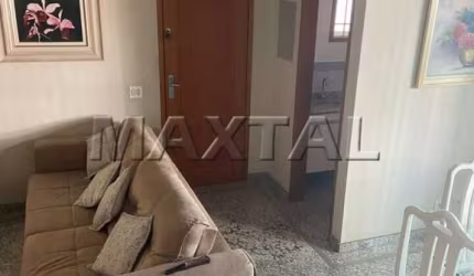 Casa à venda no bairro Água Fria, 150m², com 3 dormitórios, 3 suítes, 3 salas e 2 vagas.