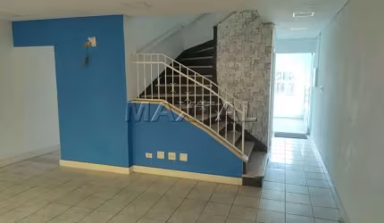 Salas Duplex à venda em Santana, em rua de alta movimentação, próximo ao metrô.