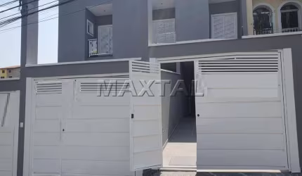 Sobrado no Jardim Paraiso, com 3 quartos sendo 1 suíte e 3 vagas, no Parque Mandaqui.