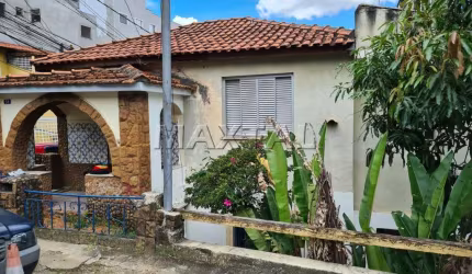 Terreno à venda de 160,54 m² ,com casa de 2 dormitórios, na Parada Inglesa.