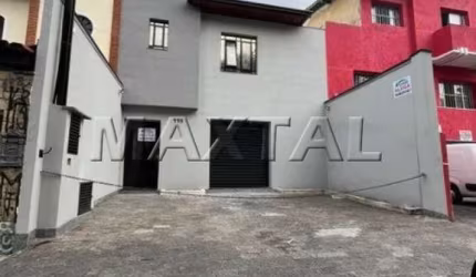 Casa Comercial e 2 banheiros para Alugar na Água Fria,  2 salas e 3 vagas, de 150 m².