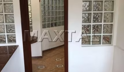Sobrado para Locação em Santana, com 158m², afins de comércio ou residência.