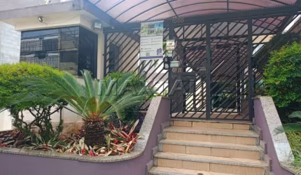 Apartamento à venda na Vila Guilherme, com 2 dormitórios e 1 vaga de garagem.