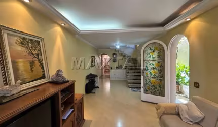 Sobrado com 3 Quartos, com  1 suite, 2 vagas de garagem e edícula, próximo a Braz Leme.