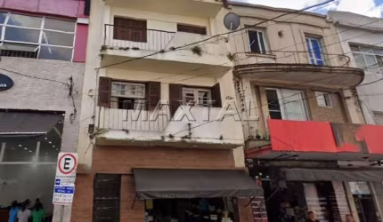 Apartamento com 80m² no Brás , 3 dormitórios, 1 sala,  1 cozinha e  1 banheiro.