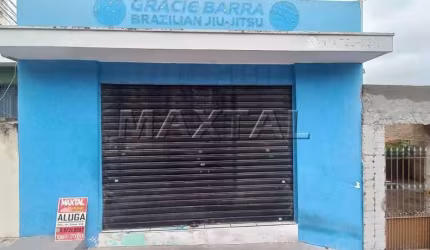 Loja livre com 1 banheiro, de 85m² na região do chora Menino, travessa da Avenida Imirim.