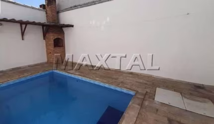 Casa à venda com 4 dormitórios e 2 suítes, de 300 m². Piscina e churrasqueira - Santa Terezinha