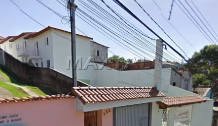 Casa no bairro Vila Nova Mazzei, próximo ao Shopping/metrô Tucuruvi. Com 2 dormitórios e 2 vagas.