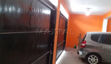 Sobrado Tucuruvi, 200m², 3 dormitórios, 2 suítes, sala, cozinha, 5 vagas e quintal