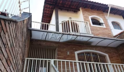 Sobrado à venda, de 172m² com 3 dormitórios, 1 suíte e 5 vagas, no Tremembé.