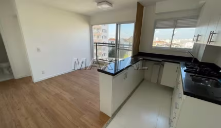 Apartamento 34m² à venda Parada Inglesa, 1 dormitório, sem vaga, próximo ao metrô;