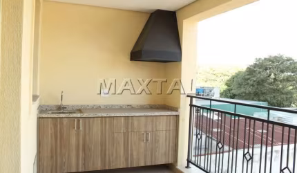 Apartamento para locação de 44m² em Santana, 1 dormitório, 2 banheiros e 1 vaga.