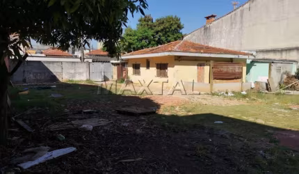 Terreno para venda com 1.500 m², localizado na Vila Nilo. Ideal para construções.