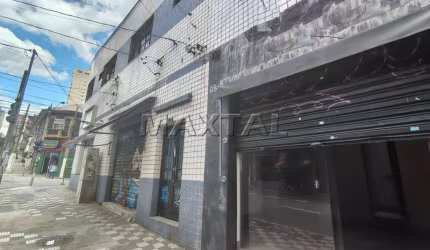 Loja para alugar com 20m² em Santana, ao lado do metro, com um banheiro e uma copa.