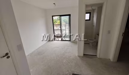 Apartamento na Parada Inglesa com 2 dormitórios, 1 banheiro, sem vaga, 49m², próximo ao Metrô.