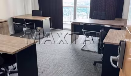 Sala em Santana com 30m², mobiliada, ar condicionado, 1 banheiro e 1 vaga.