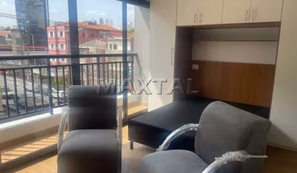 Studio mobiliado, para locação, 1 quarto, cozinha, banheiro, a 5 minutos à pé da estação do Metrô.