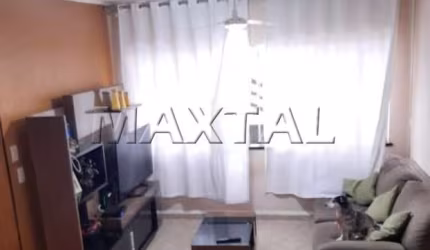 Sobrado com 151m², 3 dormitórios, 1 suíte, 3 banheiros, 2 vagas, churraqueira.