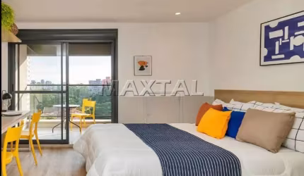 Studio à venda de 28m², com 1 dormitório e sacada, na região de Pinheiros.
